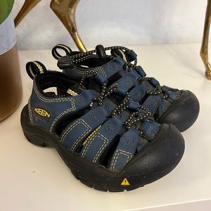 Keen Water Shoes/Sandals